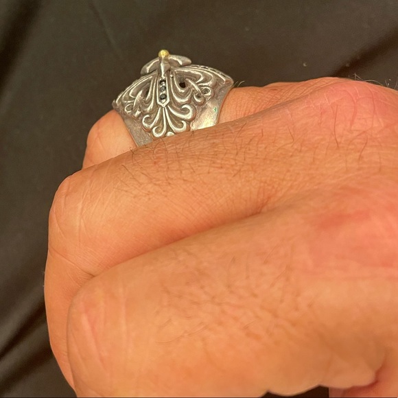 Ring - Picture 3 of 6